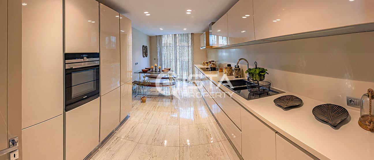Modern Family Residences in Uskudar Surrounded by Nature image 3